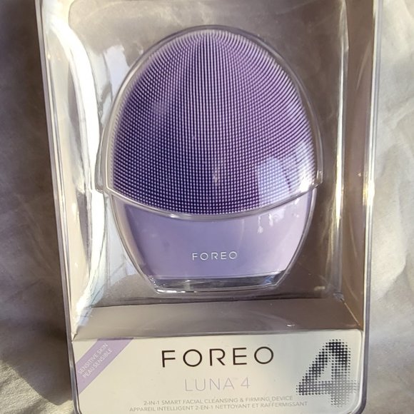 FOREO Other - Foreo Luna 4 for Sensitive Skin - Purple - ($279)